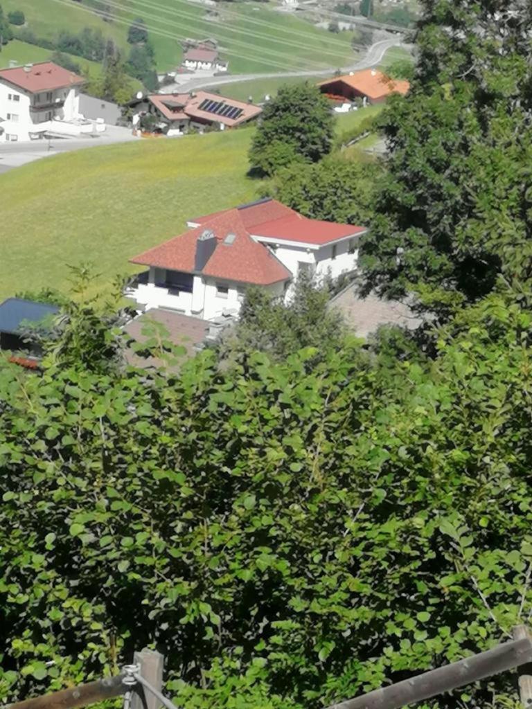 Ferienwohnung Reinstadler Ilse Йерценс Екстериор снимка